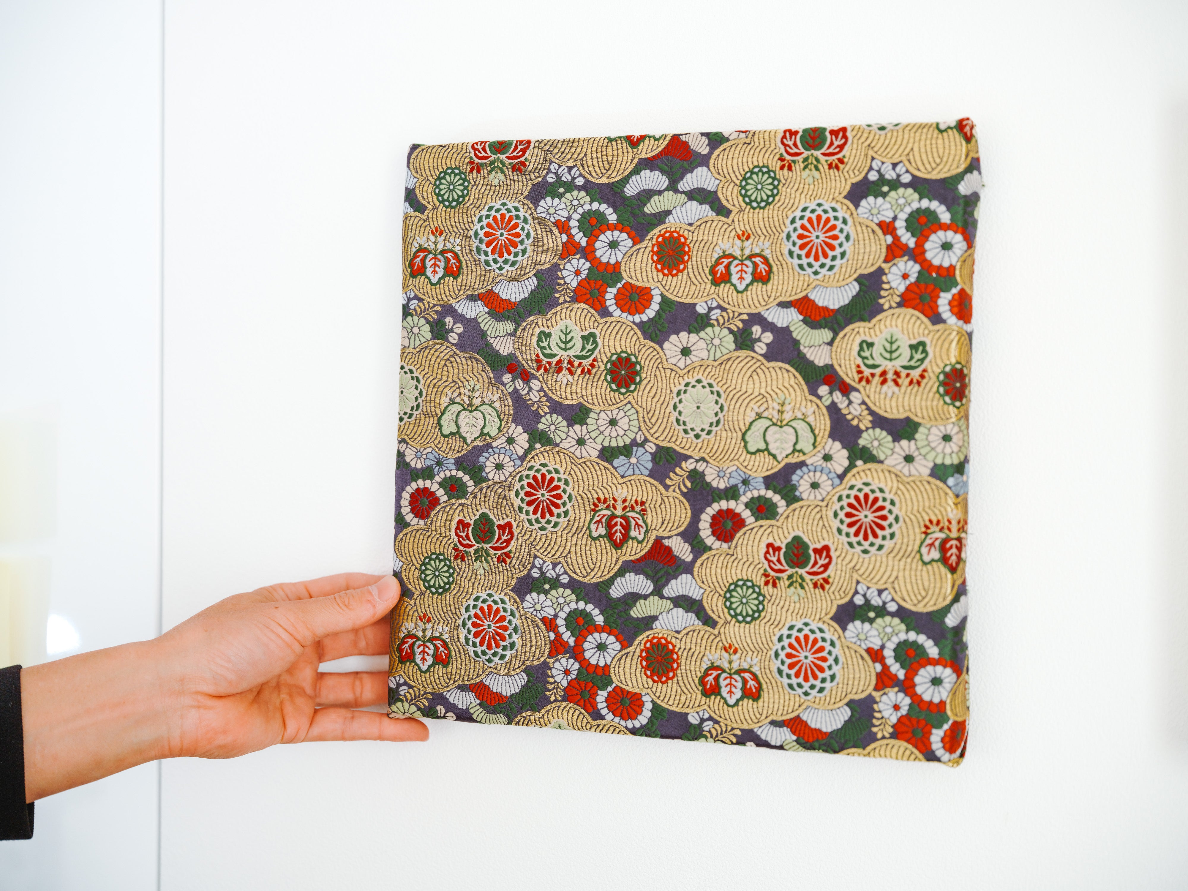 Hina doll fabric(雛人形のはぎれ)〜暖色(赤橙黄)系〜