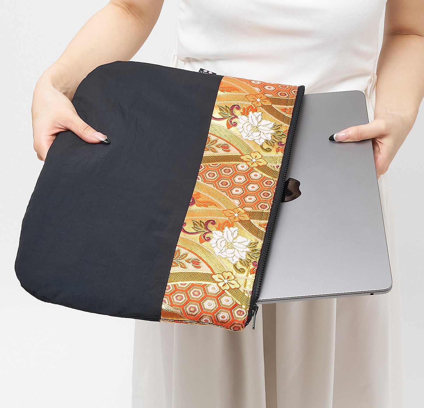 まもりの金襴PCケース