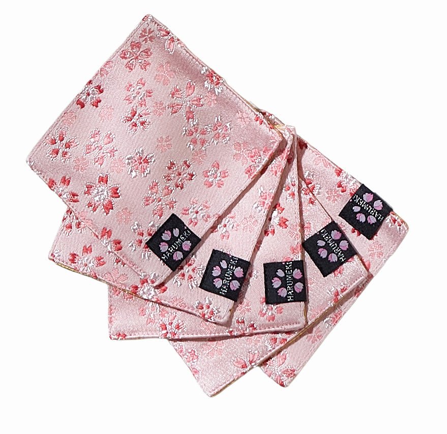 【祝膳を彩り、家中に願いを散りばめるコースター　５枚セット】金襴（Kinran）マルチマット「季節の雫」 - HARUMEKI
